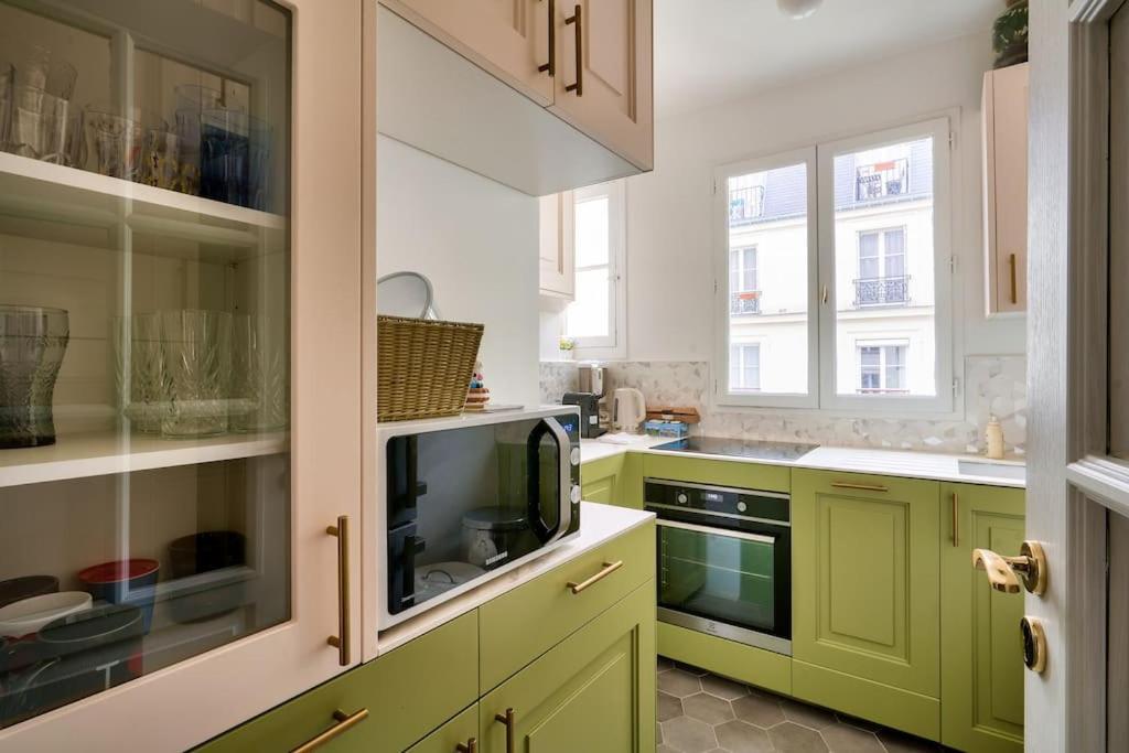 Superbe Appartement A 2 Min A Pied De La Station De Metro ปารีส ภายนอก รูปภาพ